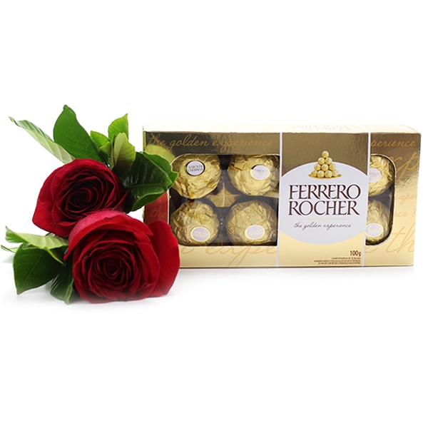 buqu� de duas rosas e chocolate